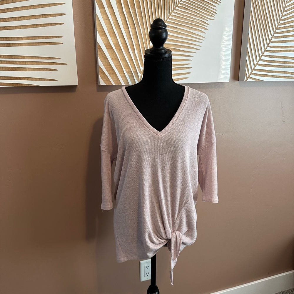 Express tie front 3/4 sleeve - Picture 2 of 6